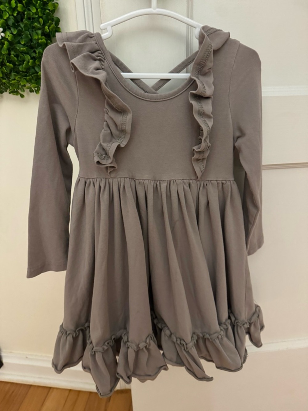 Girls' Ruffle Long-Sleeve Dress